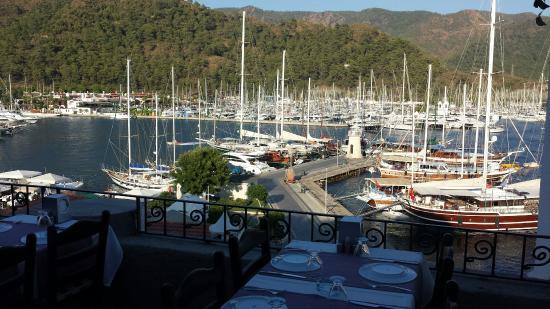 Hilside Bar Restaurant